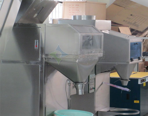 泰興顆粒包裝機(jī)